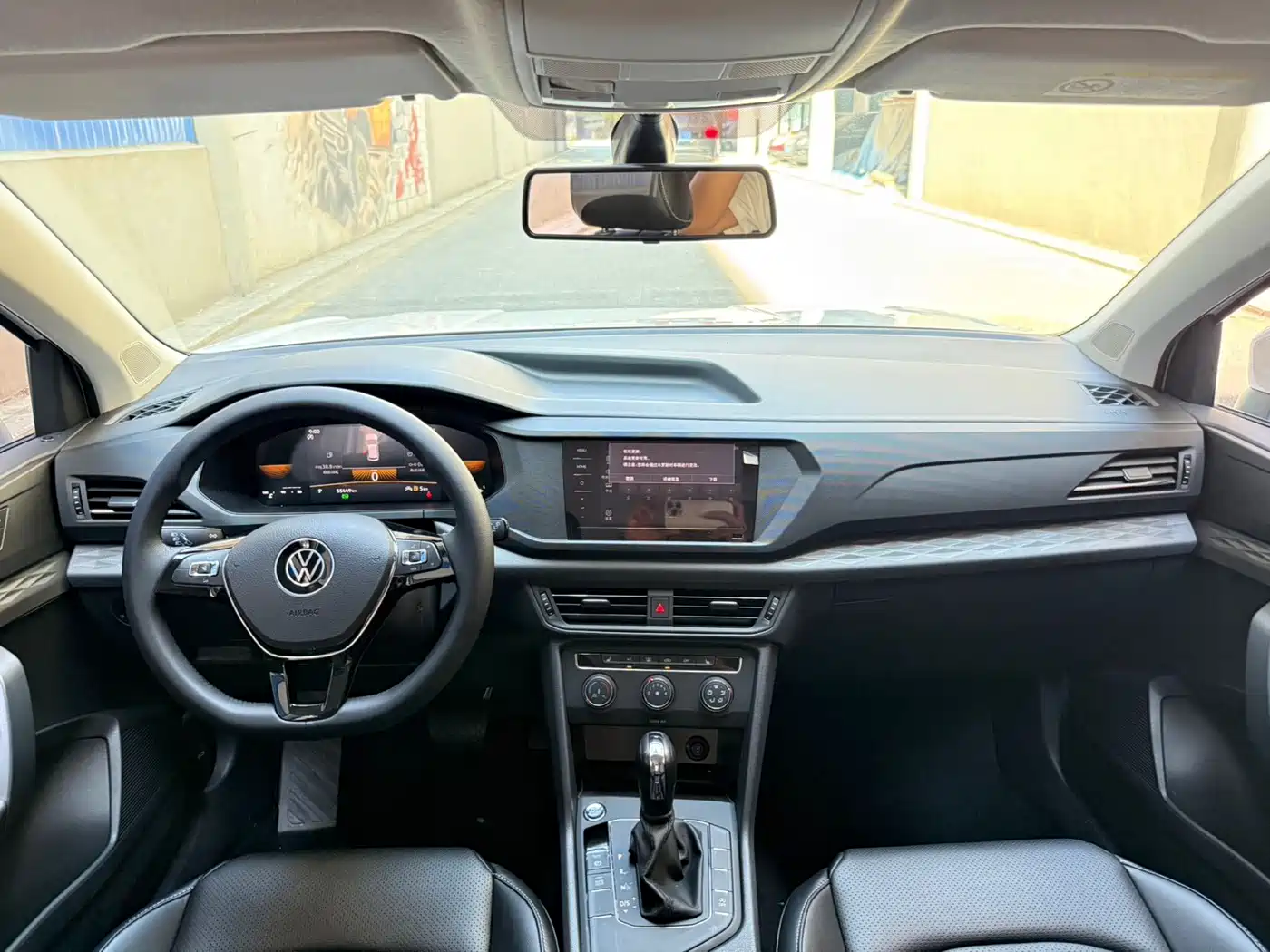 Volkswagen Tharu, миниатюра 8