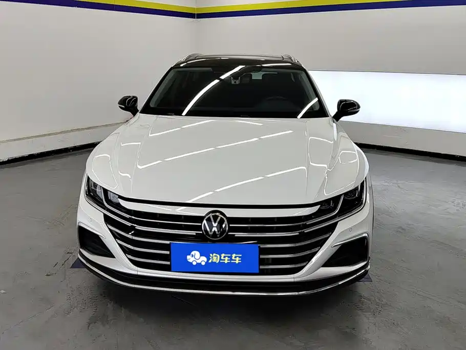 Volkswagen FAW-Volkswagen CC 2026 2026 Shooting Brake 380TSI Hunter's Heart 30 Million Special