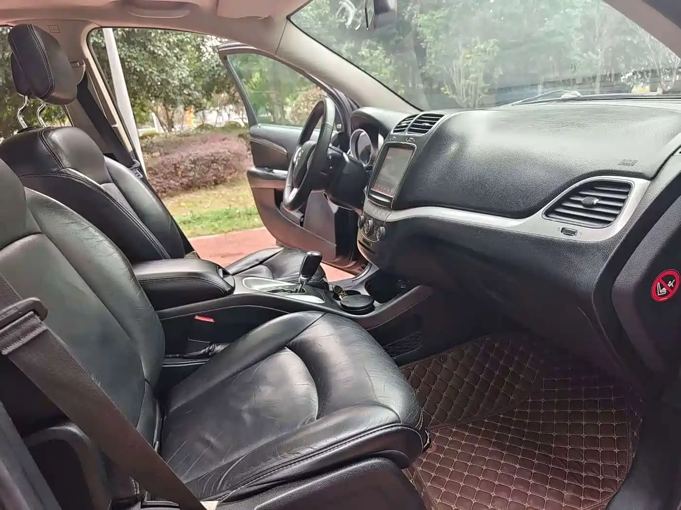 Dodge Journey 2013 2013 Model 2.4L 2WD Premium Edition