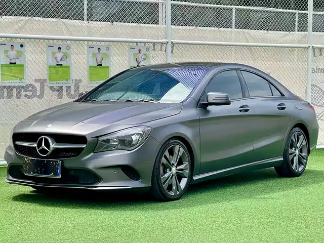 MERCEDES-BENZ CLA