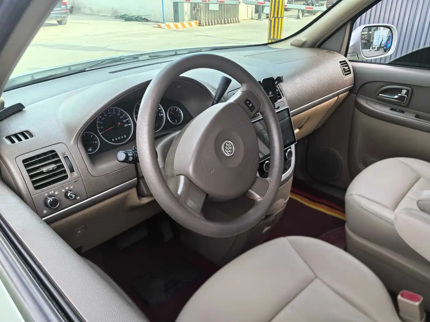 Buick GL8 2014 2.4L Classic Edition фото 10
