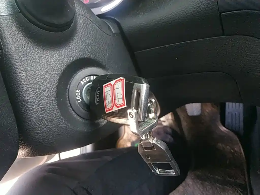 Kia K3S 2014 2014 1.6L Manual GL