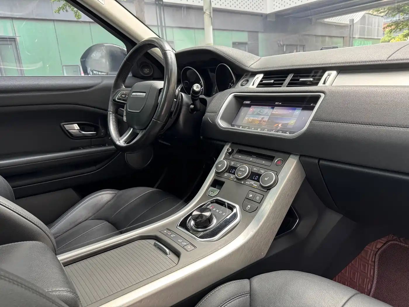 Land Rover Range Rover Evoque 2018 240PS SE Smart Edition фото 14