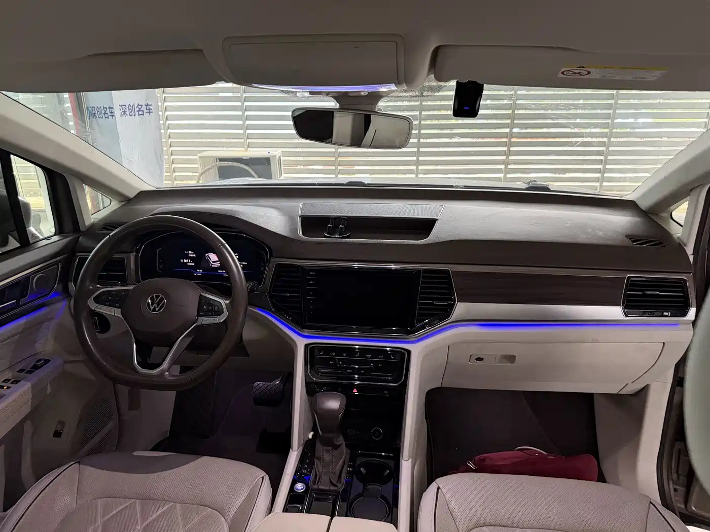 Volkswagen Viloran 2020 2020 380TSI Premium