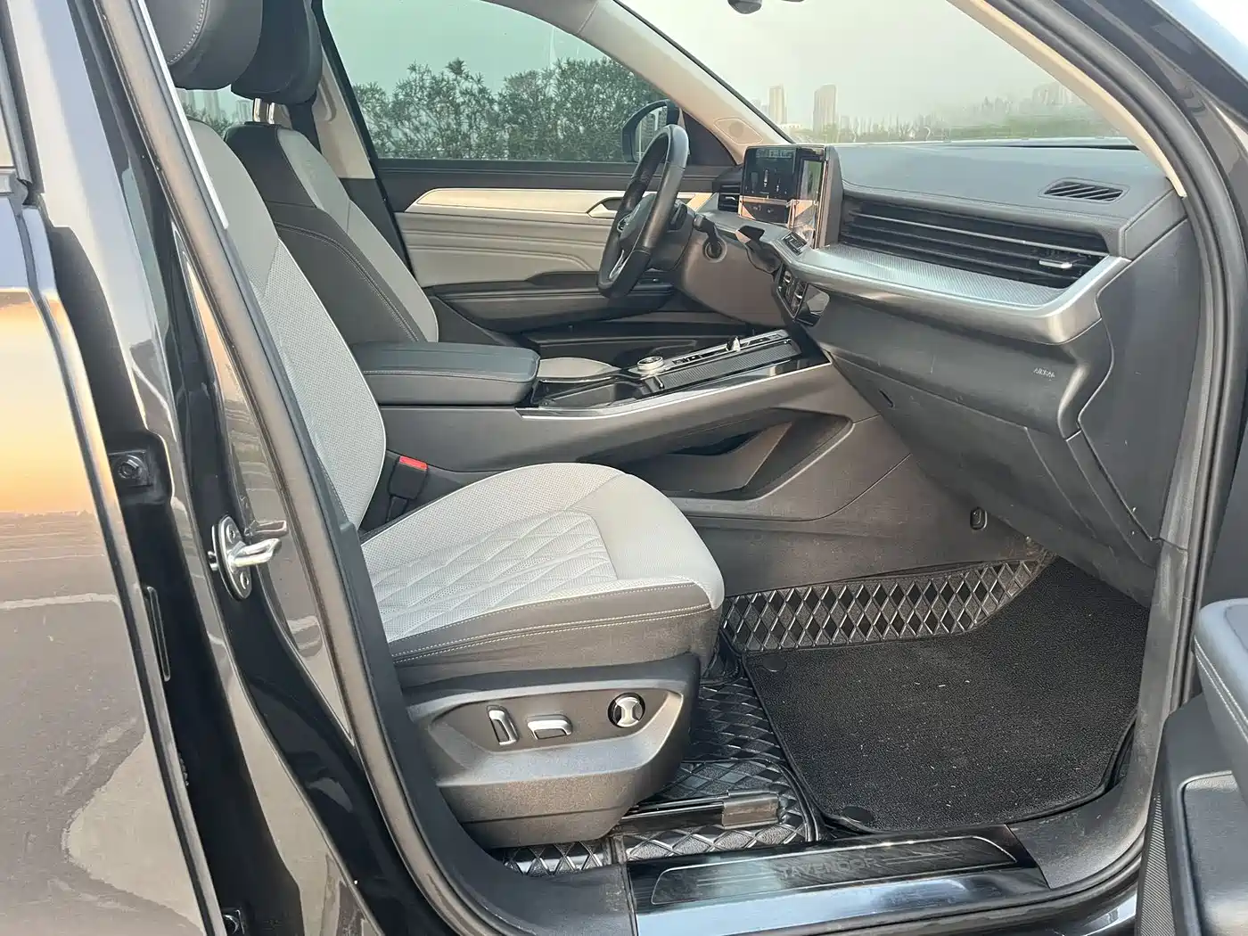 VOLKSWAGEN RANGE PATROL