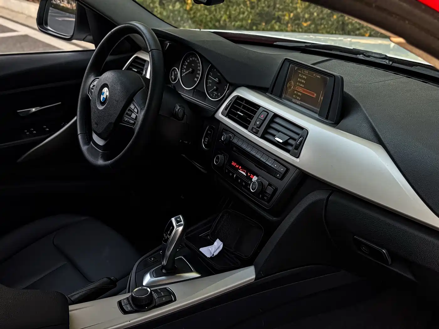BMW 3 Series 2014 320Li Fashion фото 9