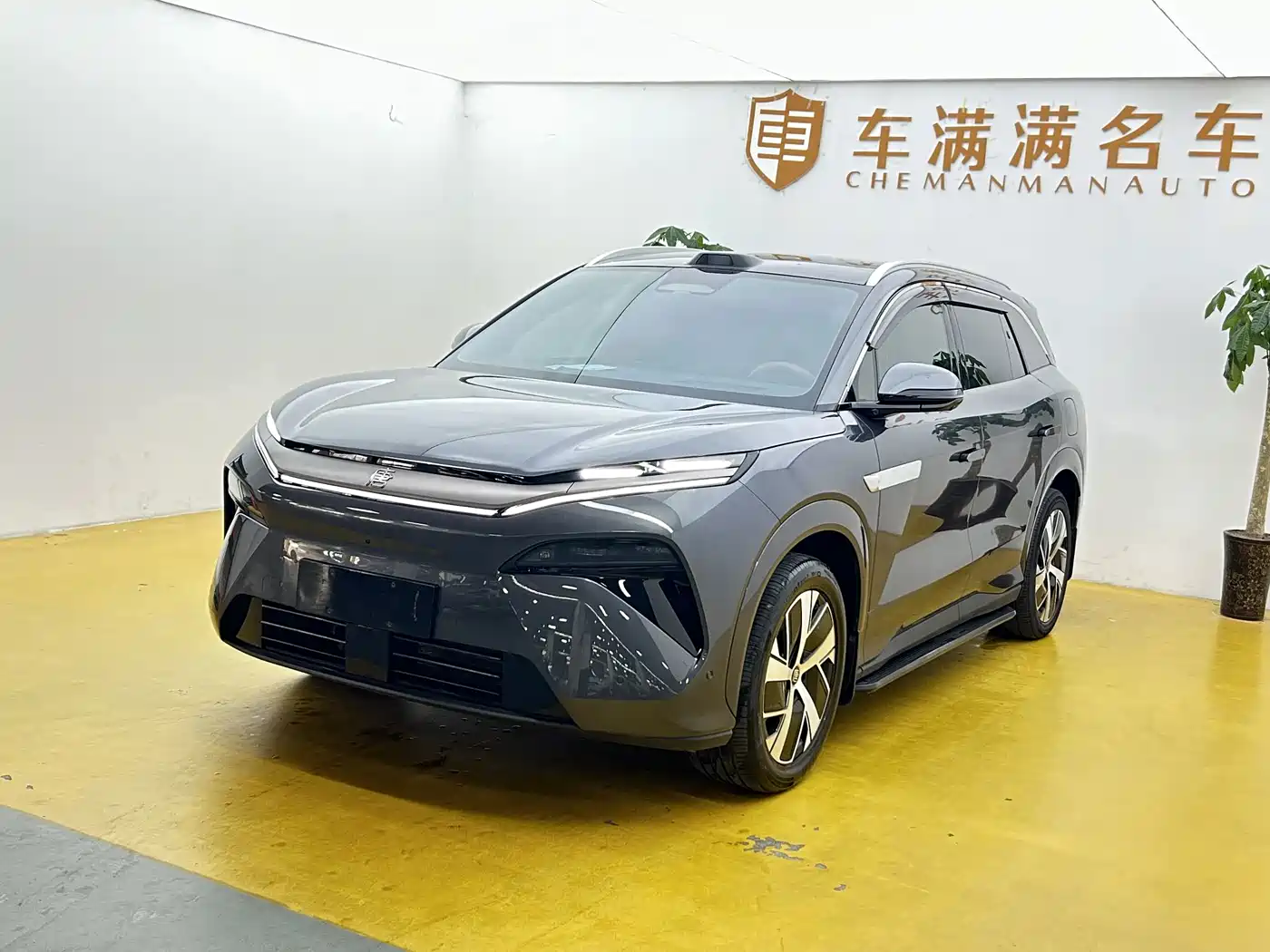 BYD Tang L 2025 EV 670KM LiDAR Flagship