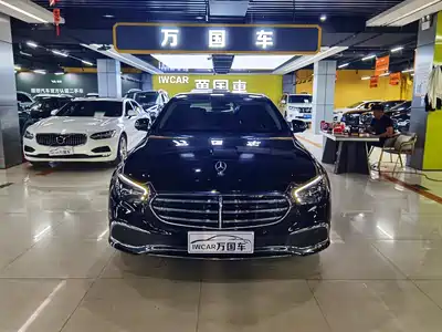 Mercedes-Benz E