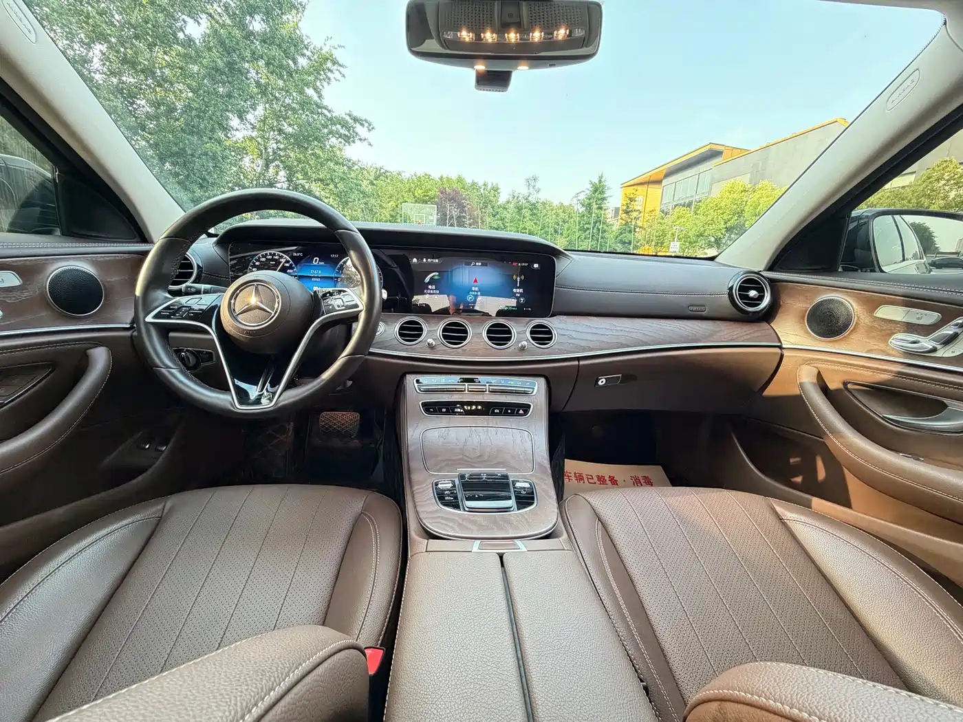 Mercedes-Benz E-Class New Energy 2022 E 350 e L Plug-in Hybrid Sedan фото 10