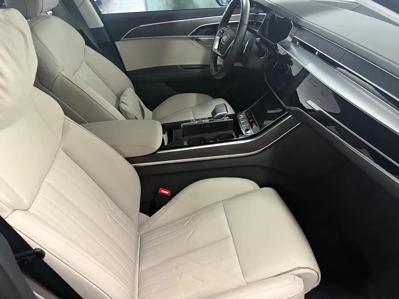 Audi A8 2025 2024 Model A8L 45 TFSI quattro Luxury