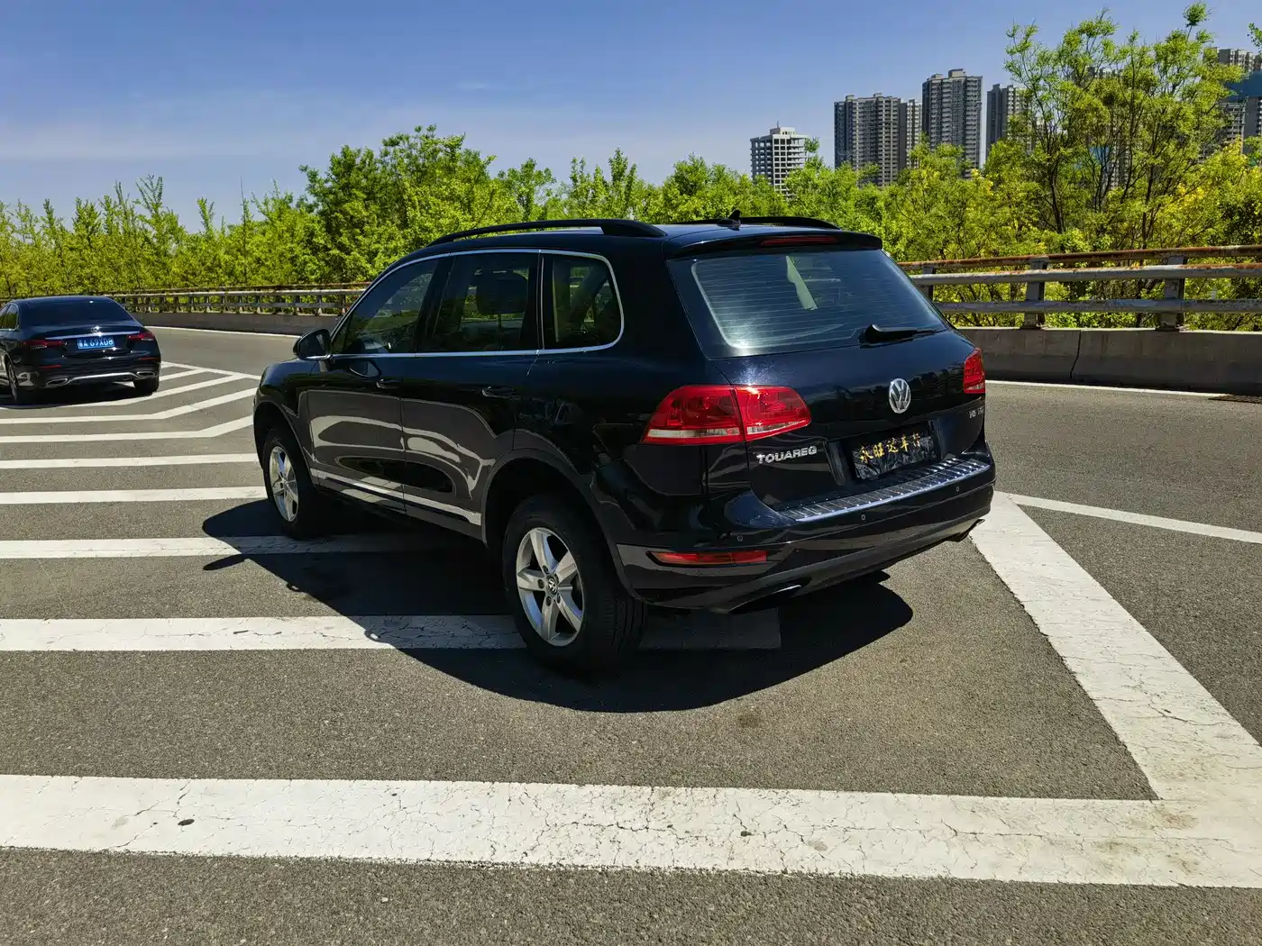 Volkswagen Touareg 2011 3.0TSI Comfort фото 4
