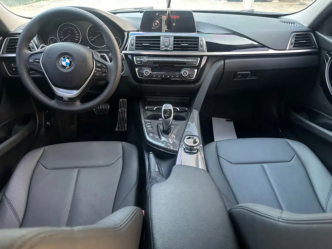 BMW 3 Series 2017 320Li M Sport фото 10
