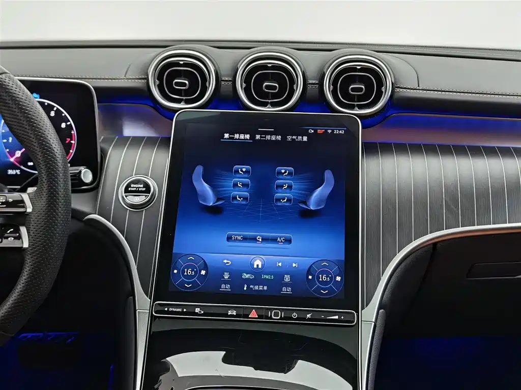 MERCEDES-BENZ GLC