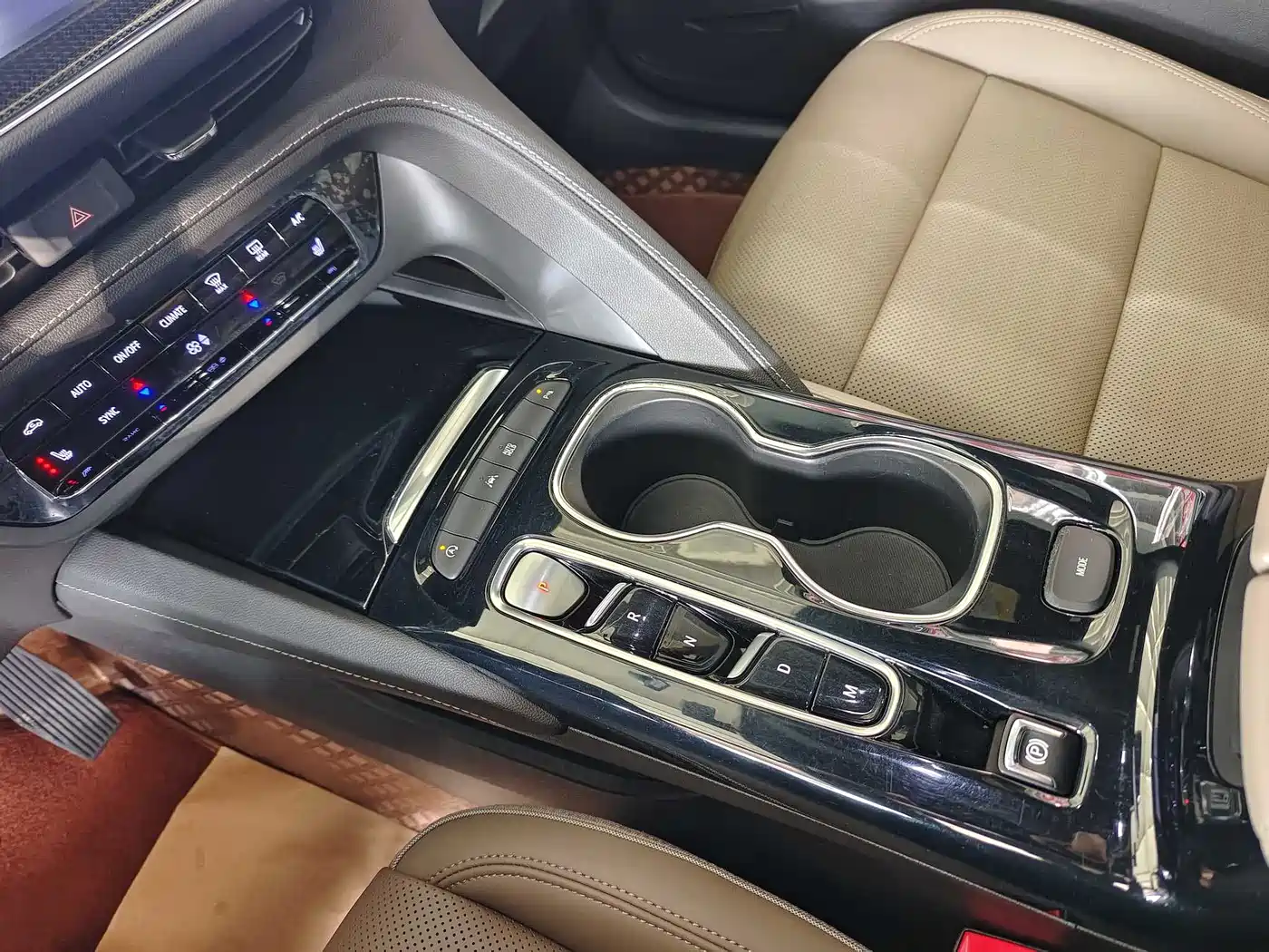 Buick Envision Plus 2021 Envision Plus 652T 5-seater Luxury фото 23