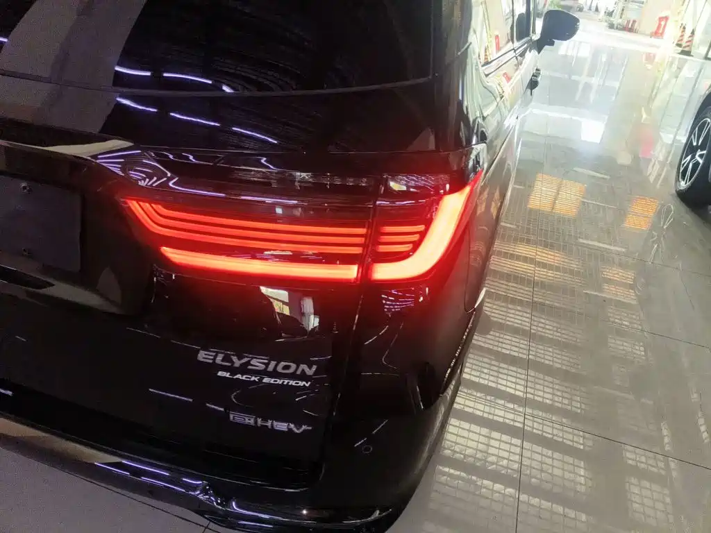 Honda Elysion 2024 2024 2.0L e:HEV Luxury Edition
