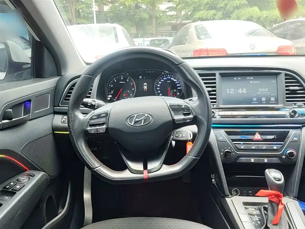 HYUNDAI LEAD