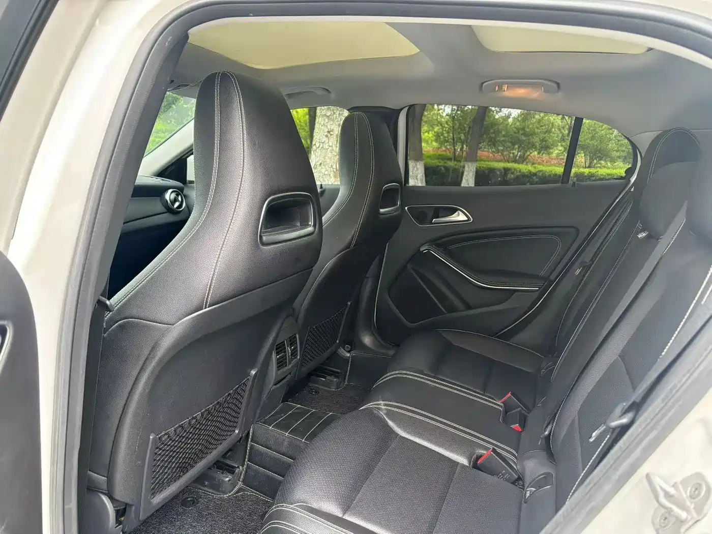 Mercedes-Benz GLA 2017 GLA 220 4MATIC Fashion фото 6