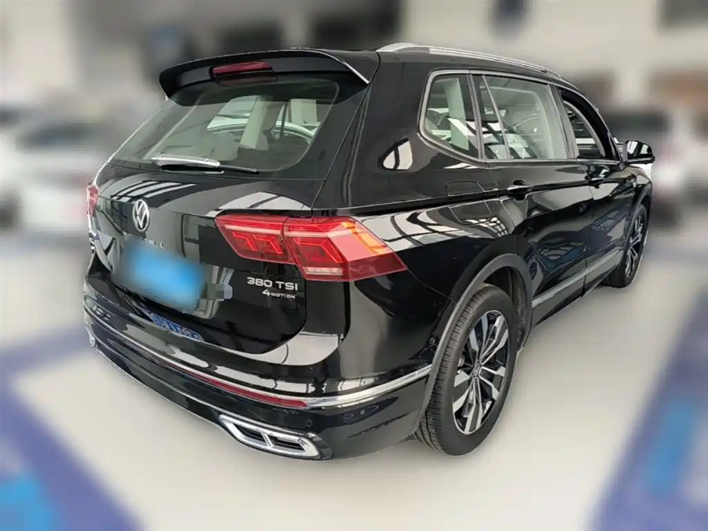 Volkswagen Tiguan L 2024 330TSI Automatic 2WD R-Line Premium Enjoyment Edition фото 12