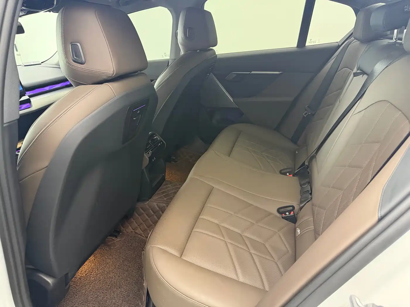 BMW 5 Series (Import) 2024 Model 525i M Sport Package фото 12