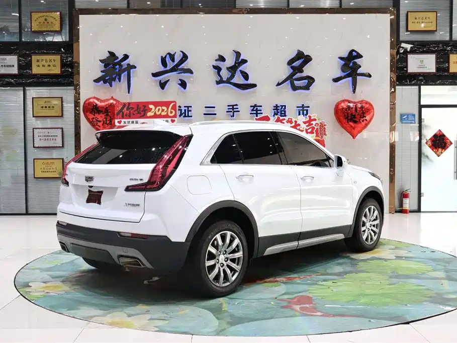 Cadillac XT4 2018 28T FWD Leading Edition фото 5