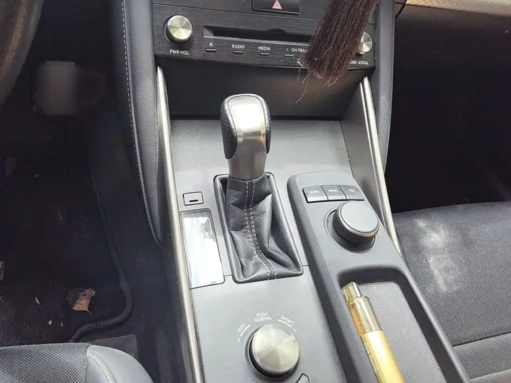 Lexus IS 2018 2017 300 F SPORT