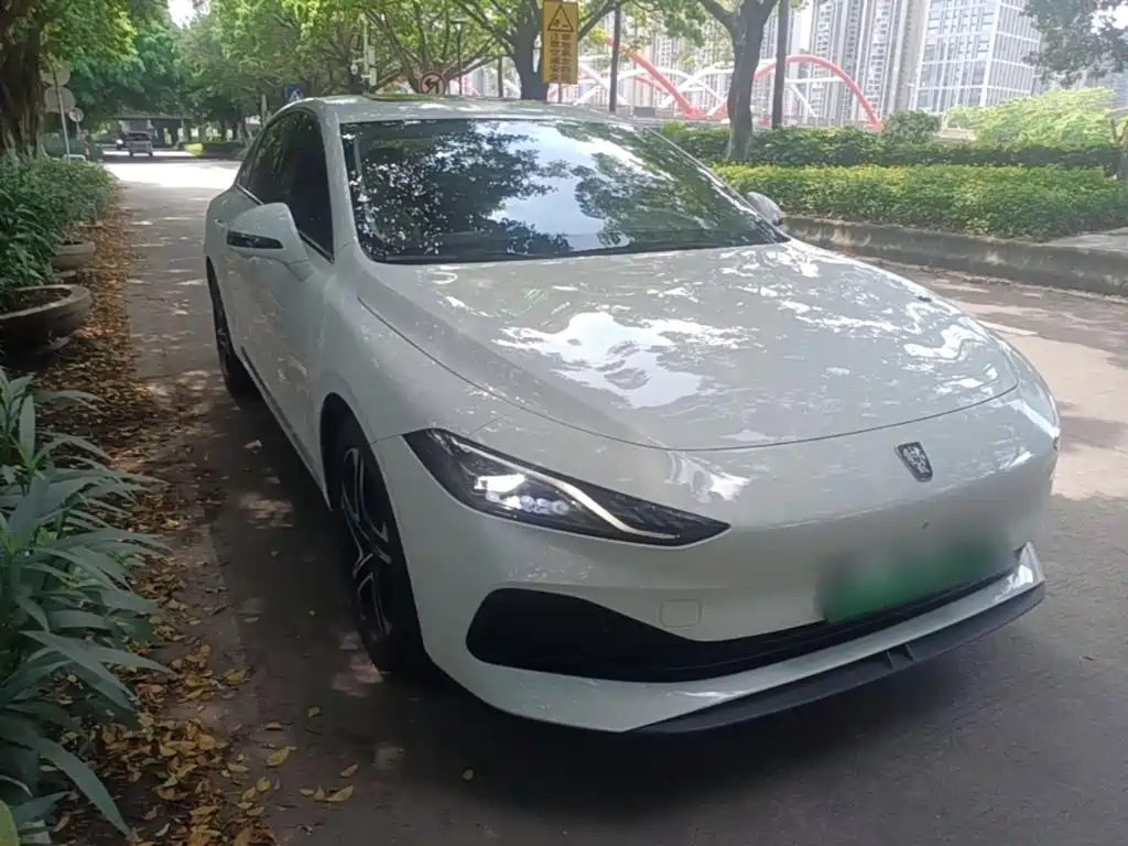 Roewe D7 2025 2023 DMH 125km Excellence Edition