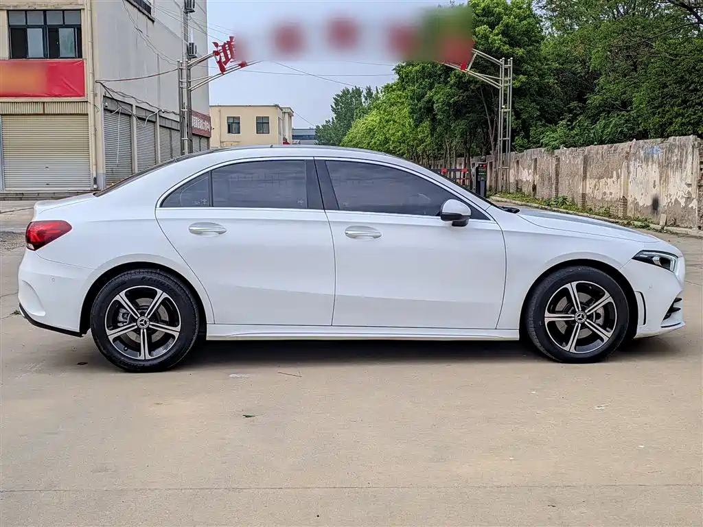 Mercedes-Benz A-Class 2022 Facelift A 200 L Sport Sedan Fashion Style фото 11
