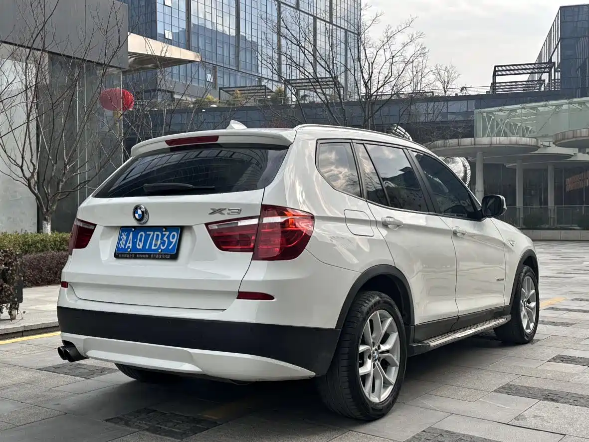 BMW X3 (Import) 2013 xDrive28i Leading фото 4