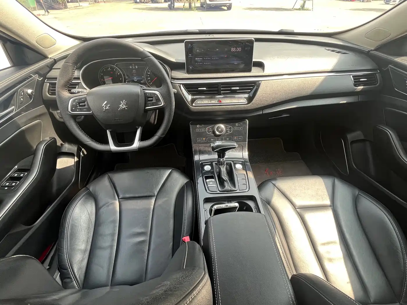 Hongqi H5 2018 2018 30TD Dynamic Edition