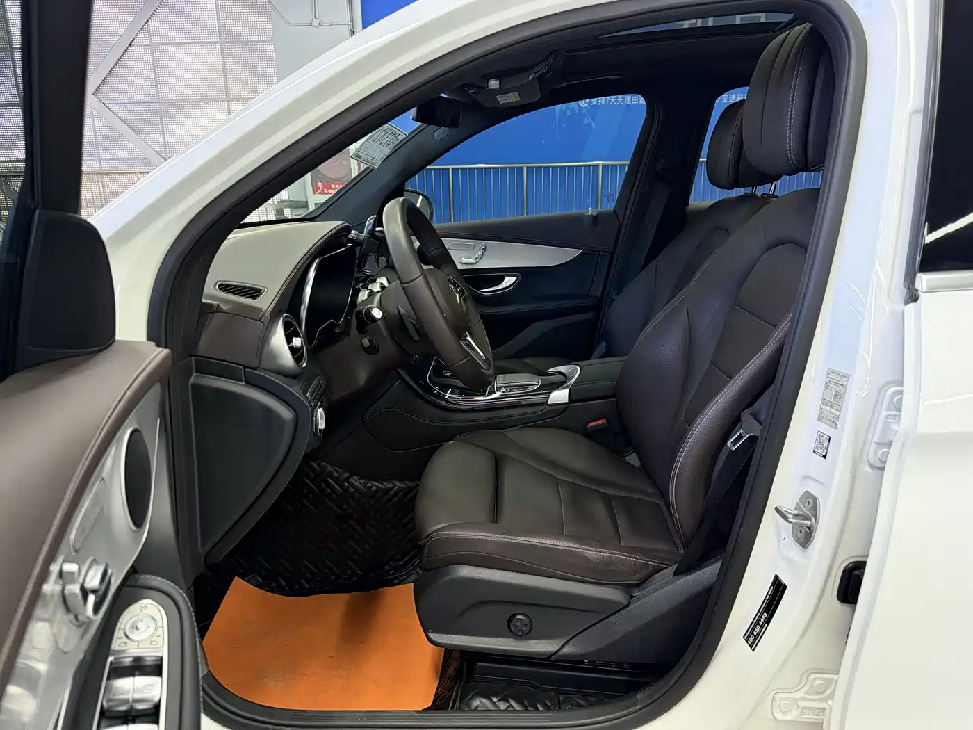 Mercedes-Benz GLC 2022 Facelift GLC 260 L 4MATIC Dynamic фото 11