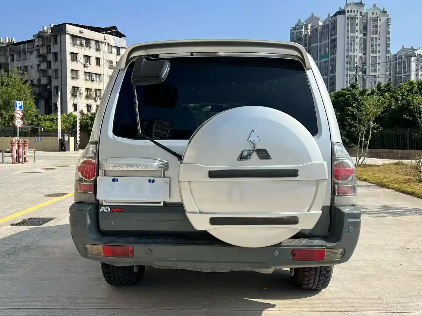 Mitsubishi Pajero 2011 Mitsubishi Pajero V73 3.0L AT GLS фото 7
