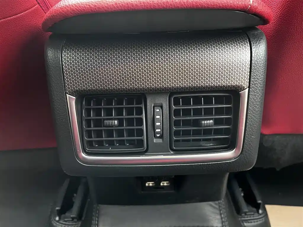 Toyota Camry 2021 Hybrid 2.5HS Fashion Edition фото 15