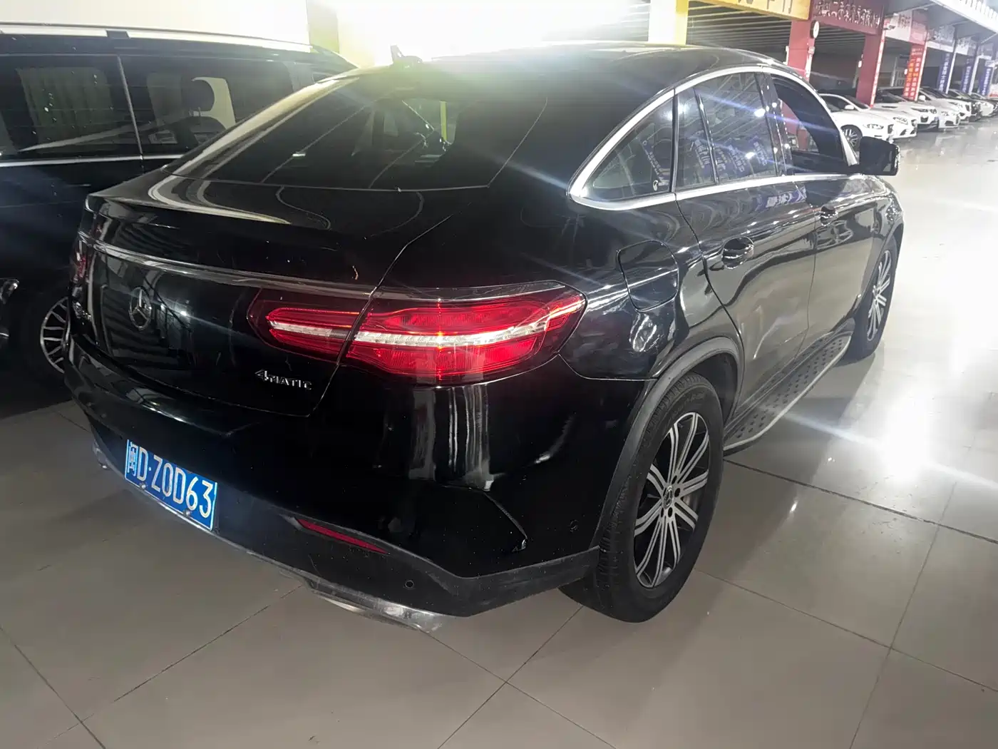 Mercedes-Benz GLE Coupe 2017 GLE 320 4MATIC Coupe SUV фото 8