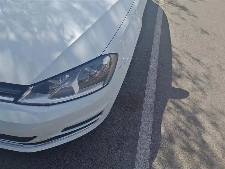 Volkswagen Golf 2016 230TSI Automatic Comfort фото 5
