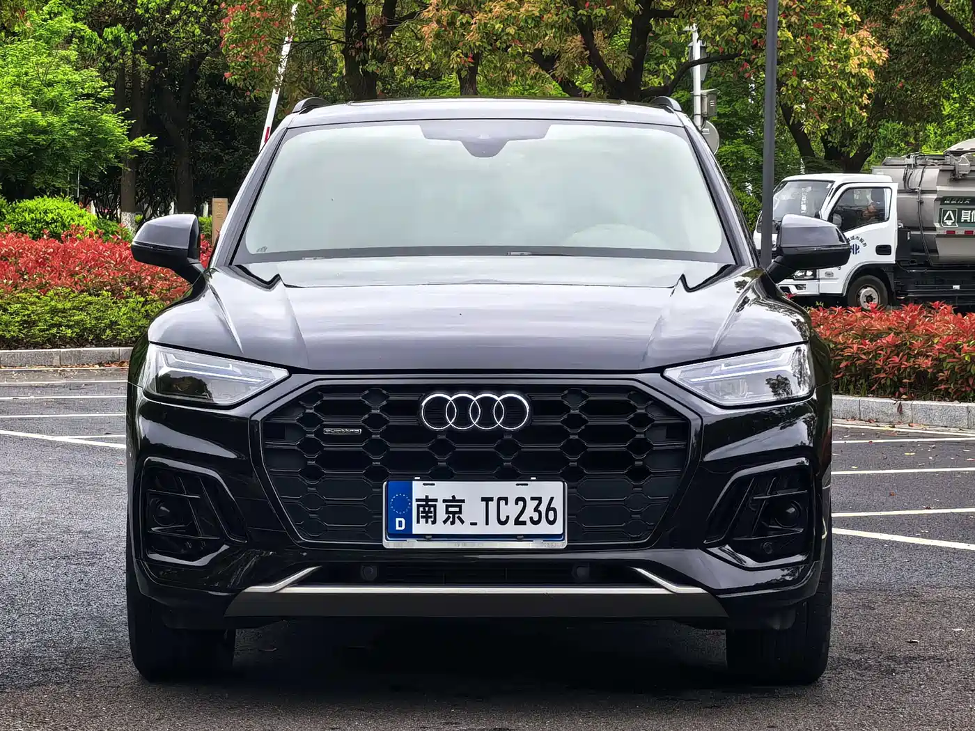 Audi Q5L 2023 40T Luxury Dynamic фото 3