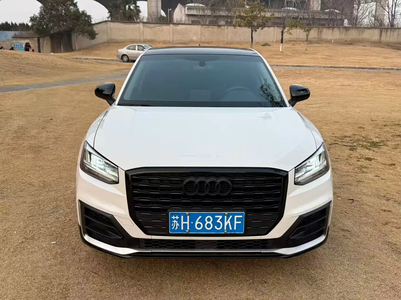 Audi Q2L 2018 35 TFSI Launch Exclusive Edition China VI фото 2