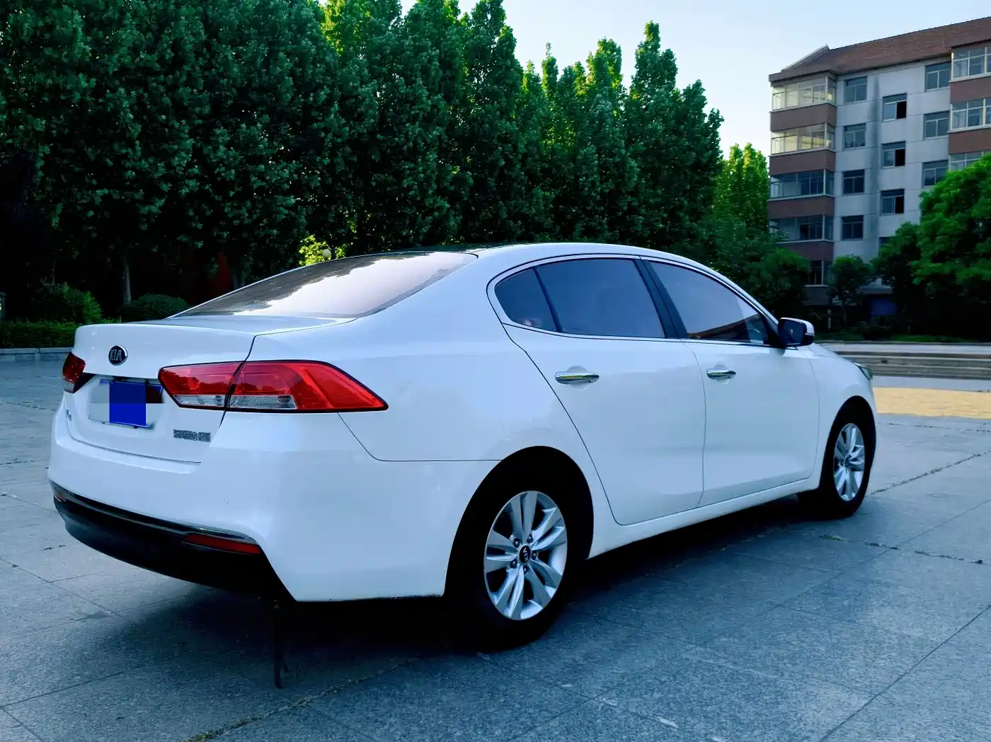Kia K4 2014 1.8L Automatic GLS фото 16