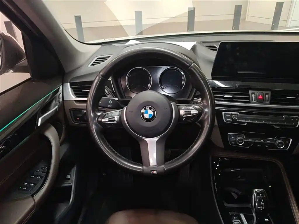 BMW X1 2020 sDrive20Li Premium Edition фото 17