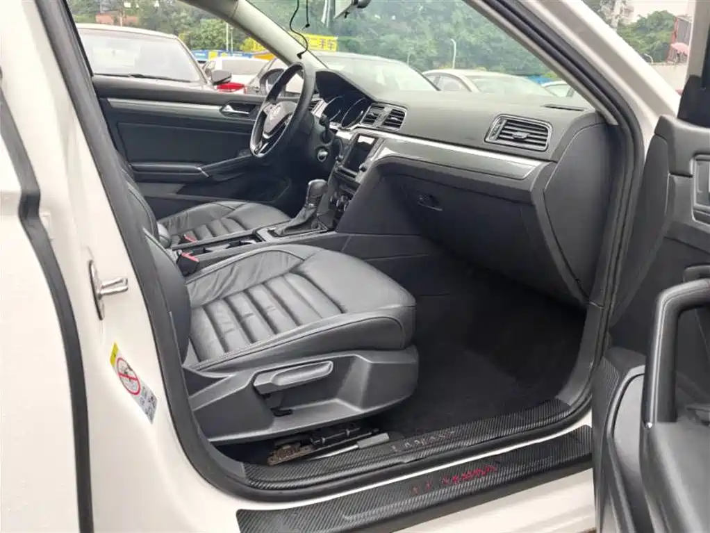 Volkswagen Lamando 2018 280TSI DSG Comfort Edition фото 6