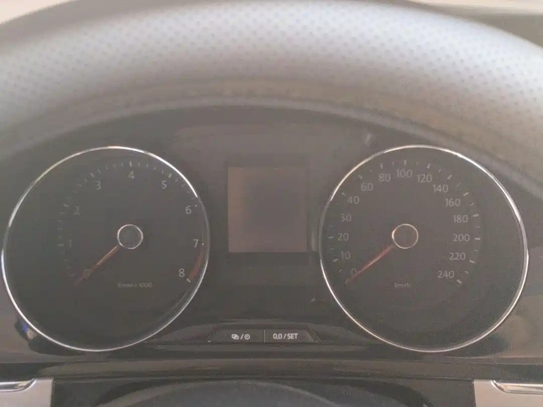 Volkswagen Bora 2014 1.6L Automatic Comfort Edition фото 15