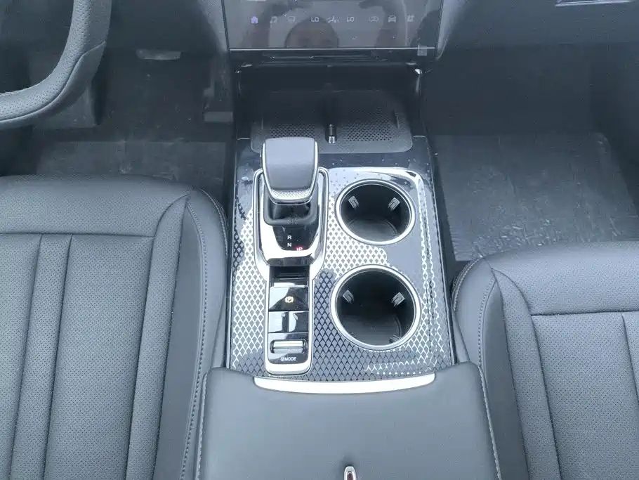 Hongqi HS3 PHEV 2026 2024 PHEV 115km Power Edition