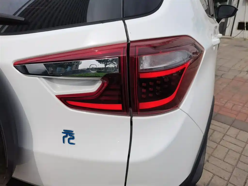 BYD Yuan New Energy 2019 EV360 Smart Connect Premium Edition фото 8