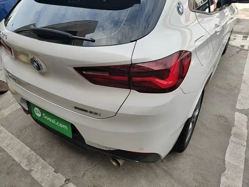 Фото 8 - BMW X2