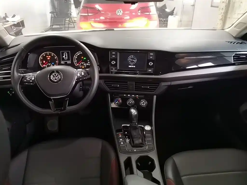 Volkswagen Bora 2019 Facelift 1.5L Automatic Comfort China VI фото 10