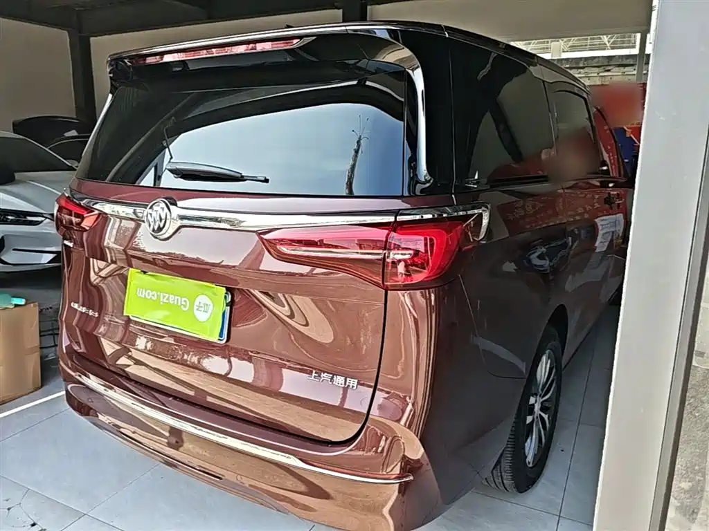 BUICK GL8