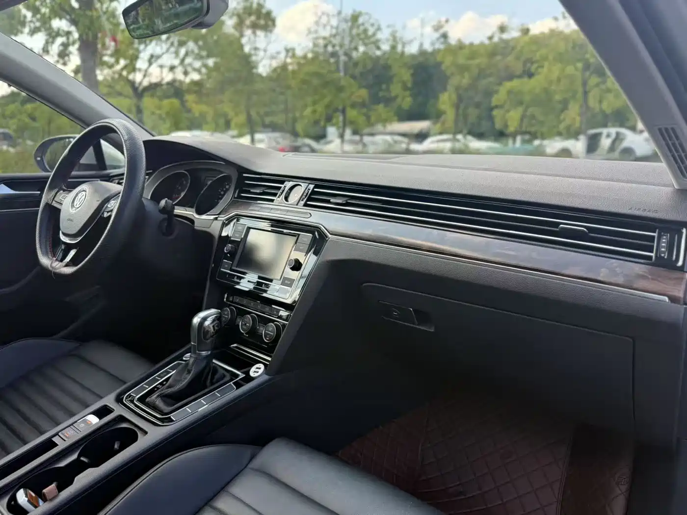 Volkswagen Magotan 2017 330TSI DSG Luxury фото 32