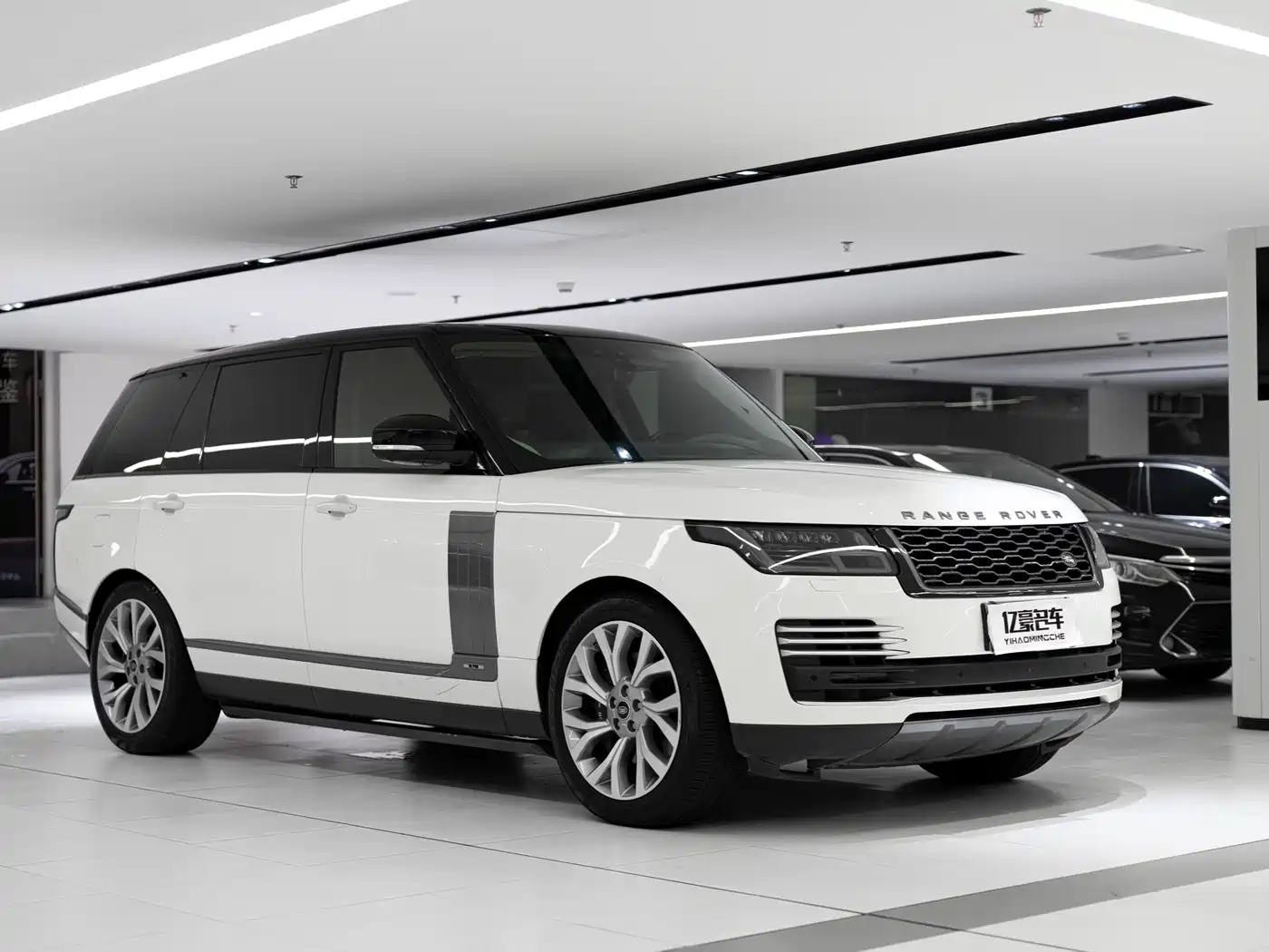 Фото 2 - Land Rover Range Rover