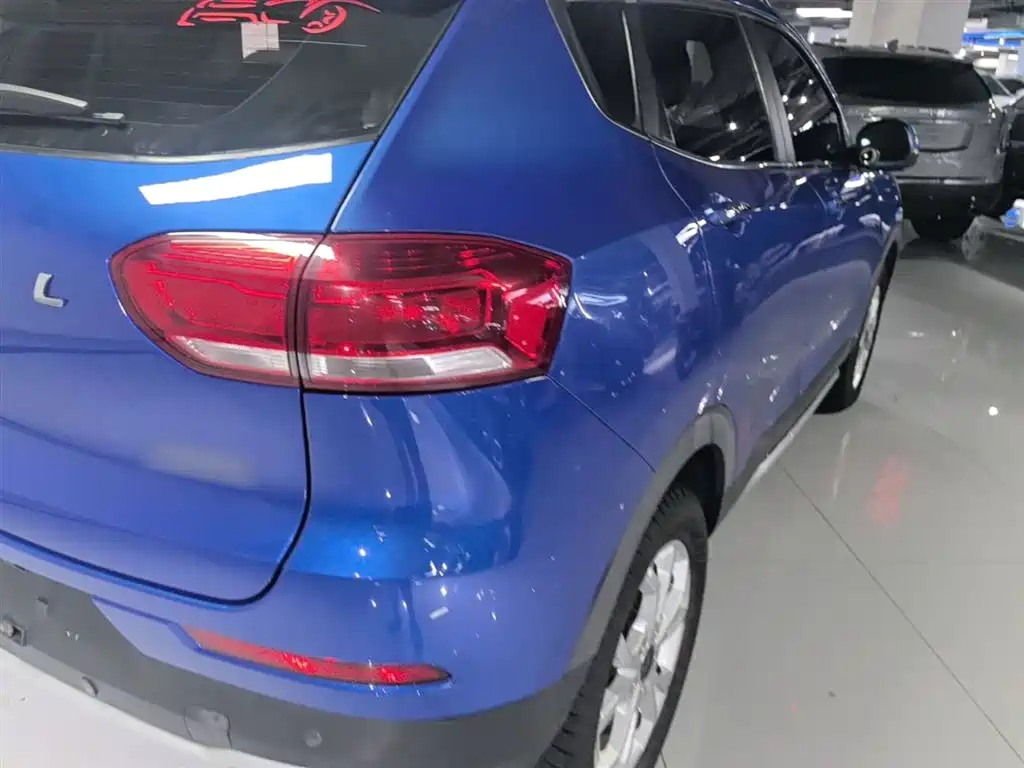 Photo 8 - Haval H2s