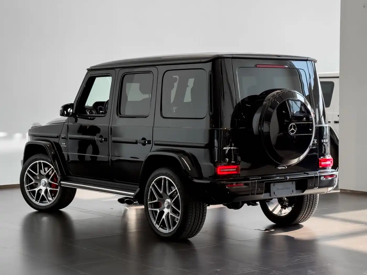 Mercedes-Benz G-Class AMG 2025 AMG G 63 фото 9