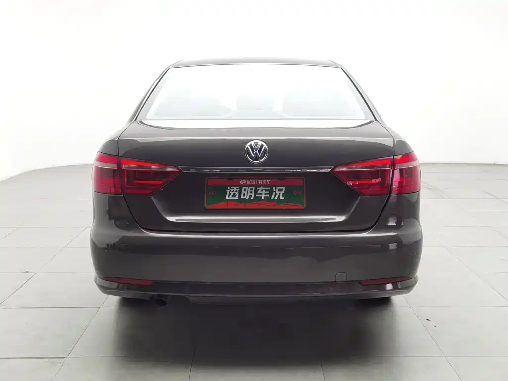 Фото 4 - Volkswagen Lavida